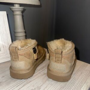 UGG Mini Tan Toddler Boots